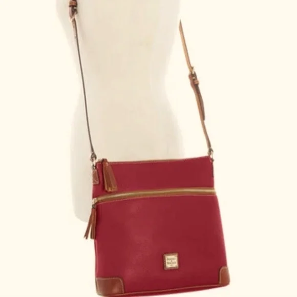 ❤️HP❤️D&B LARGE Wine Pebble Grain Tassle Crossbody Bag NWT